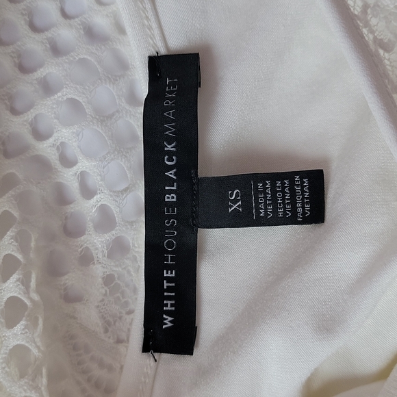 White House Black Market White Layered Lace Top/XS. - Picture 7 of 14